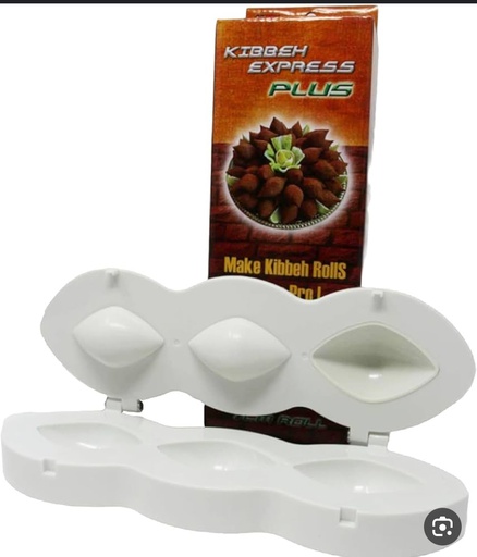 NANA KIBBEH PREPARING MOLDS